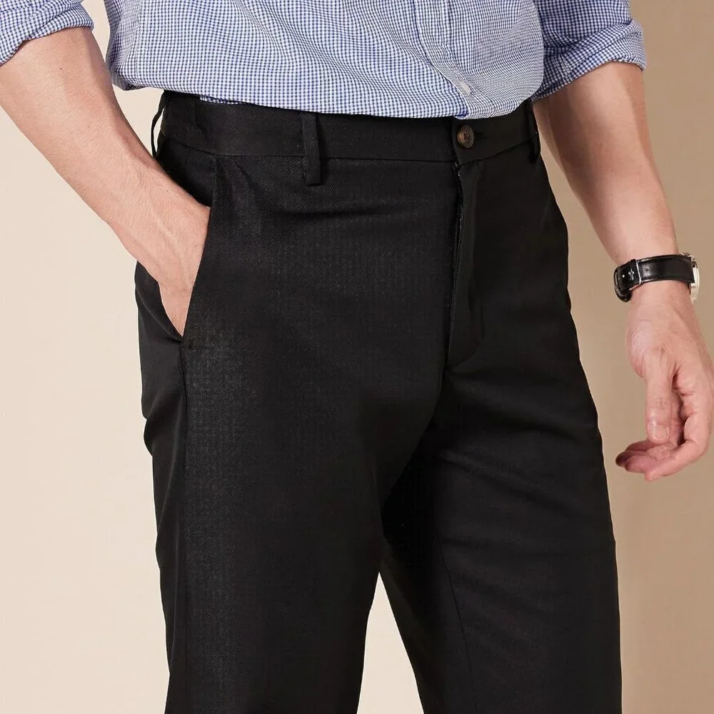 Men's Slim-Fit Flat-Front Dress Pant